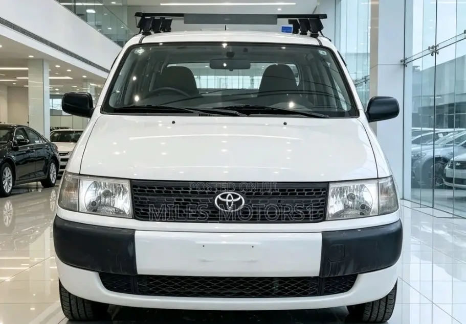 Toyota Probox 2013 White