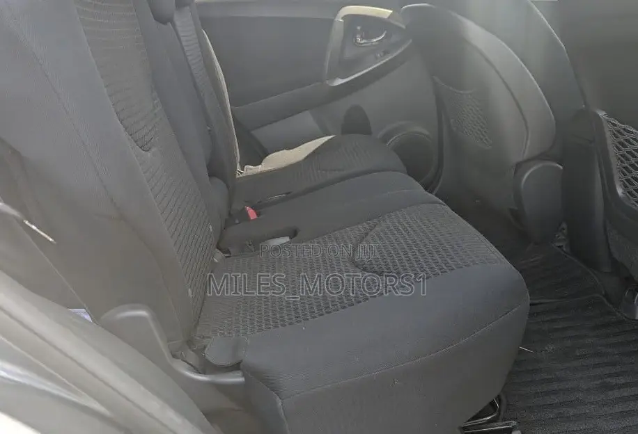 Toyota Vanguard 2009 Gray