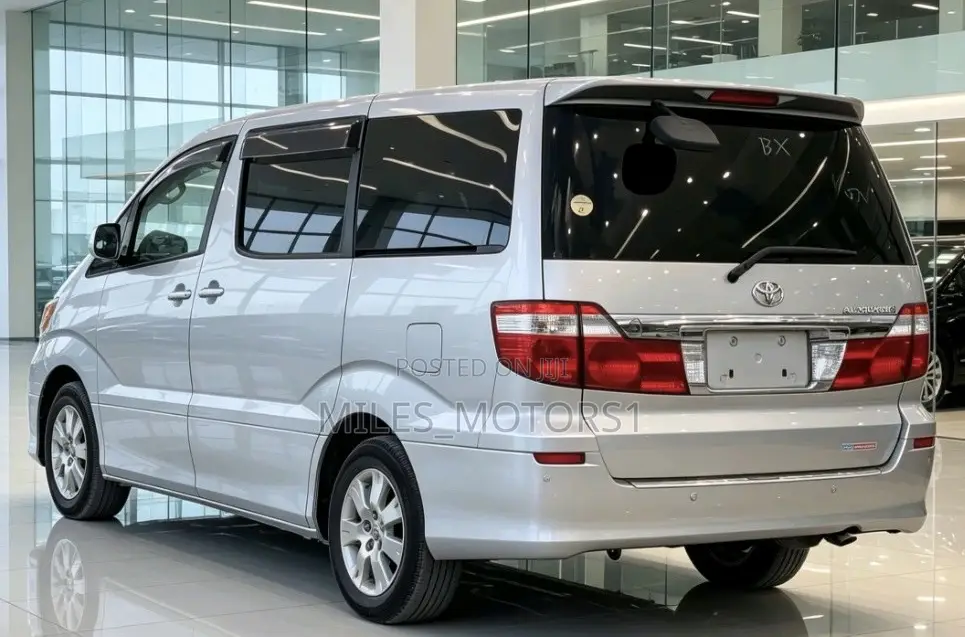 Toyota Alphard 2005 Silver