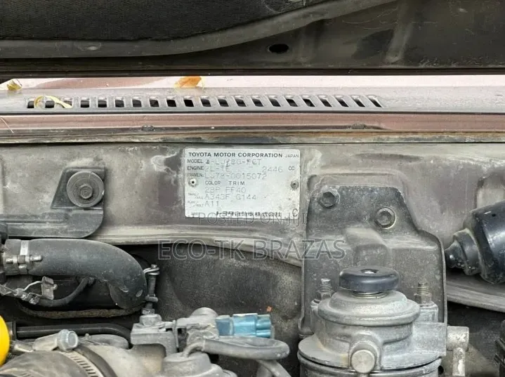 Toyota Land Cruiser Prado 2002 Brown