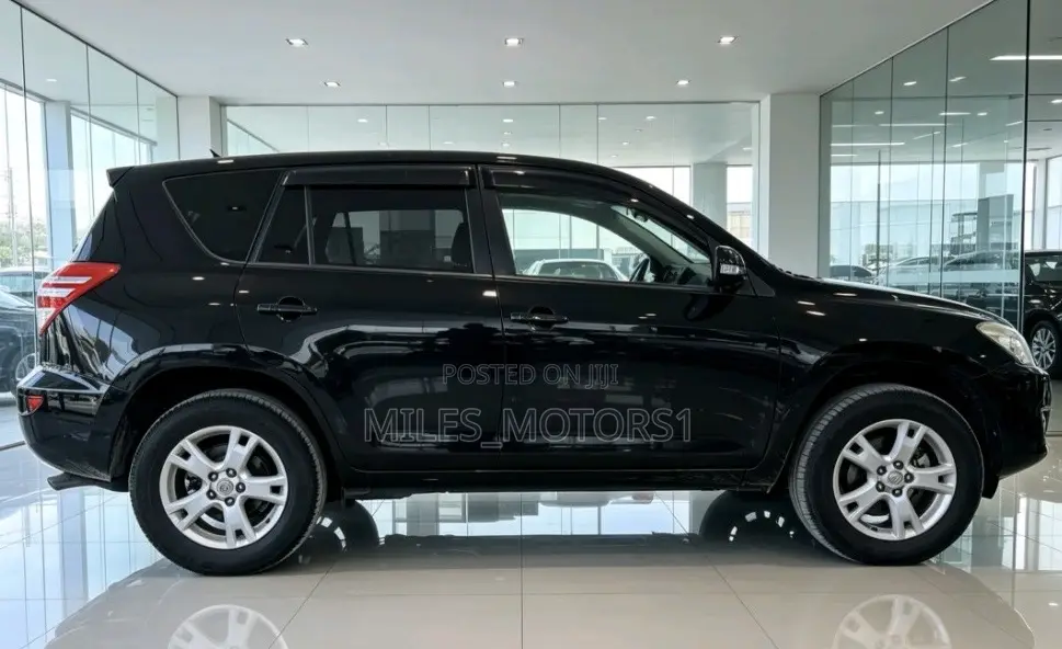 Toyota RAV4 2011 Black