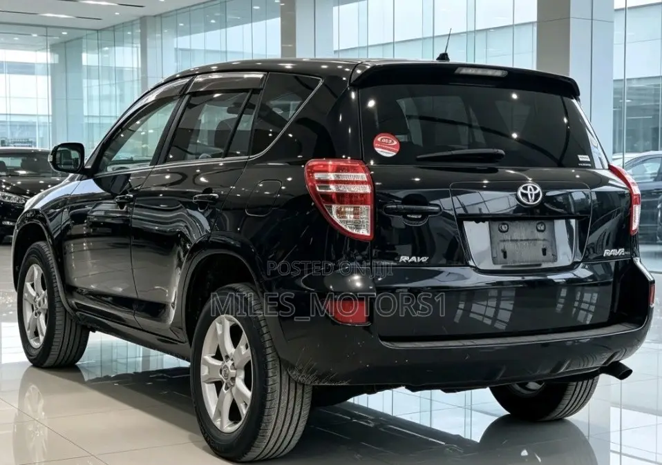 Toyota RAV4 2011 Black