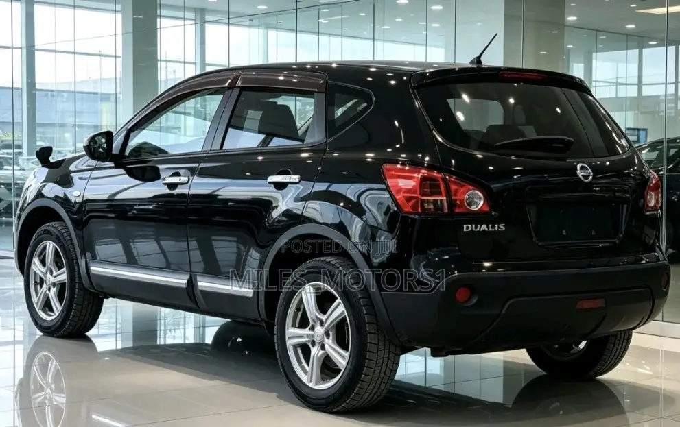 Nissan Dualis 2012 Black