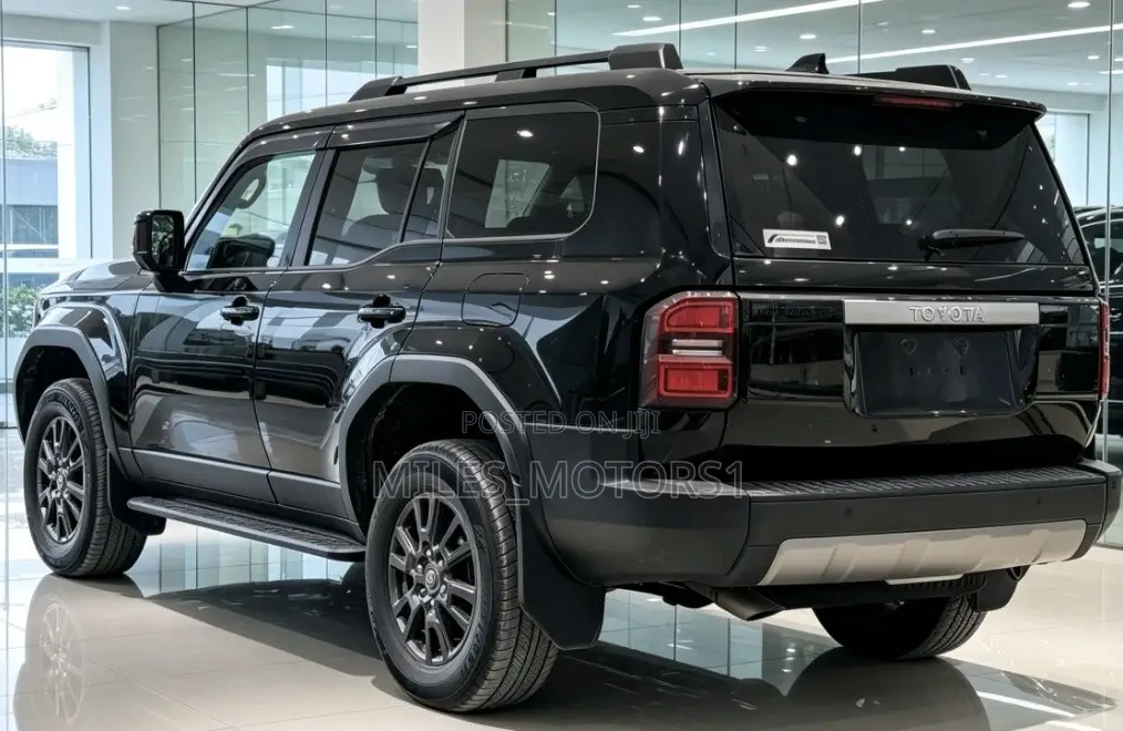 Toyota Land Cruiser Prado 2024 Black