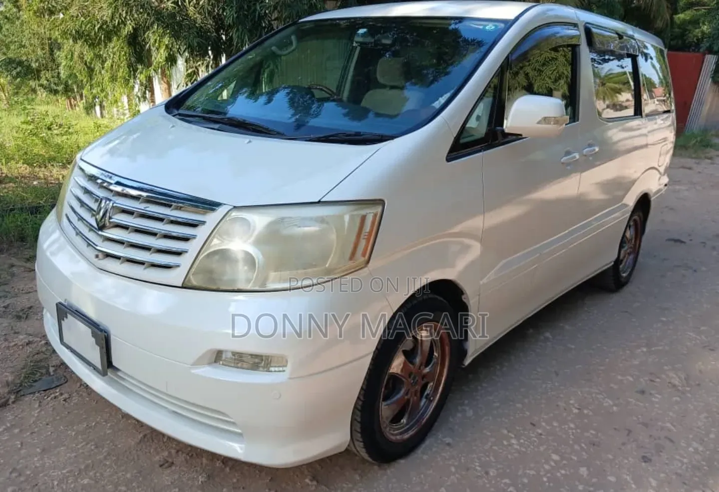 Toyota Alphard 2005 White
