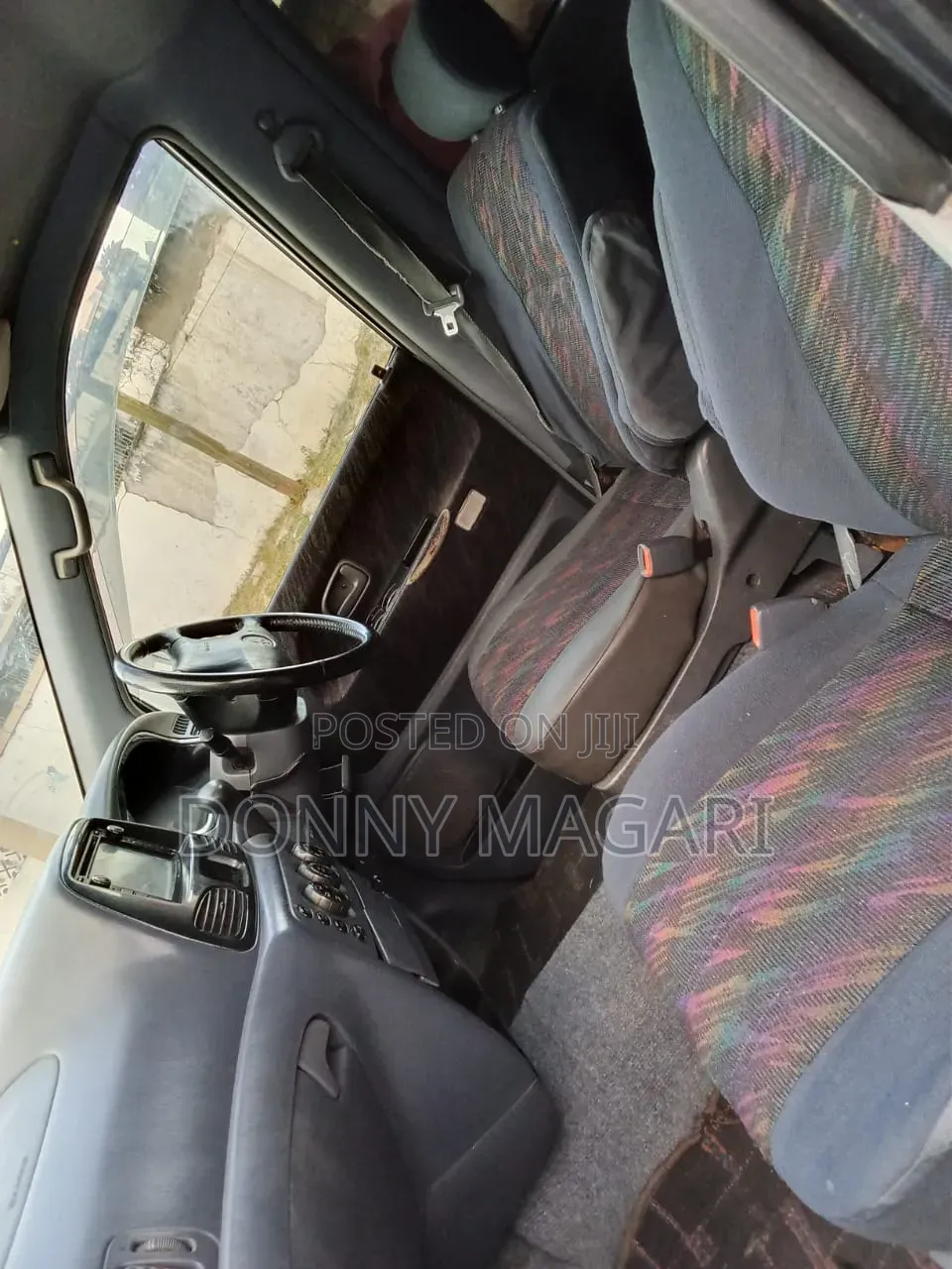Toyota Noah 2003 White