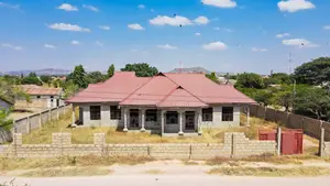 6bdrm Duplex in Nkuhungu Dodoma for sale