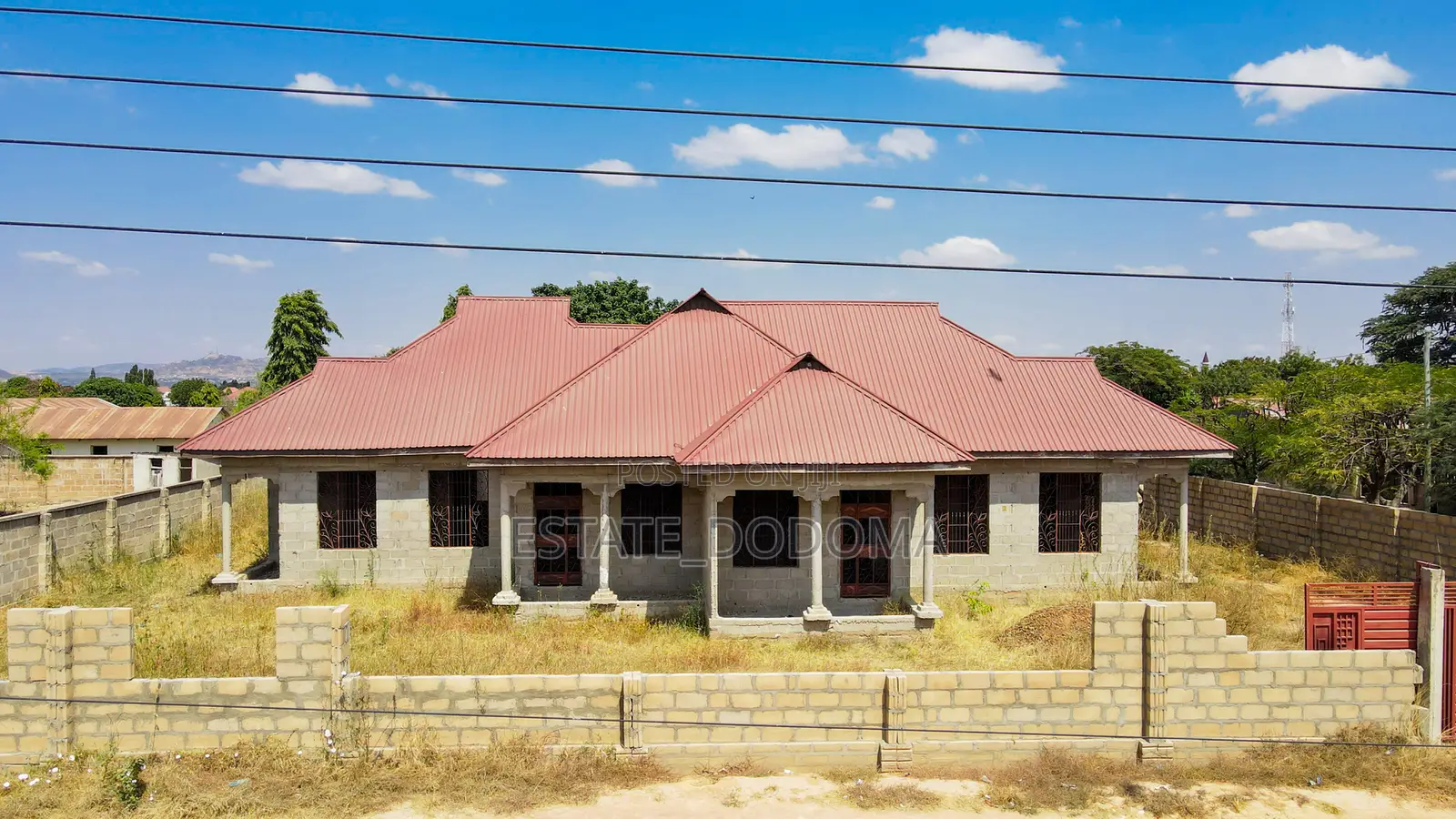 6bdrm Duplex in Nkuhungu Dodoma for sale