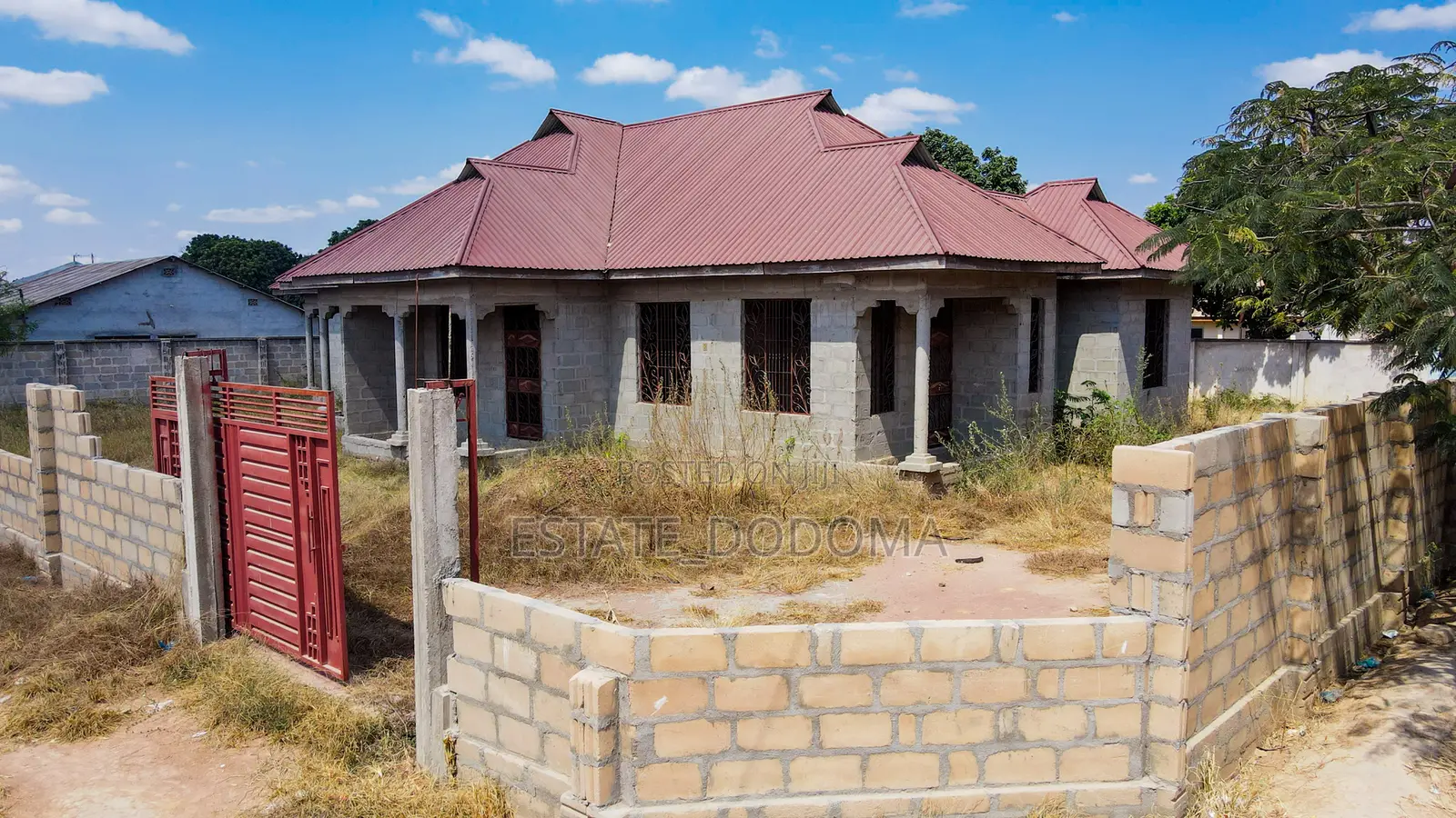 6bdrm Duplex in Nkuhungu Dodoma for sale