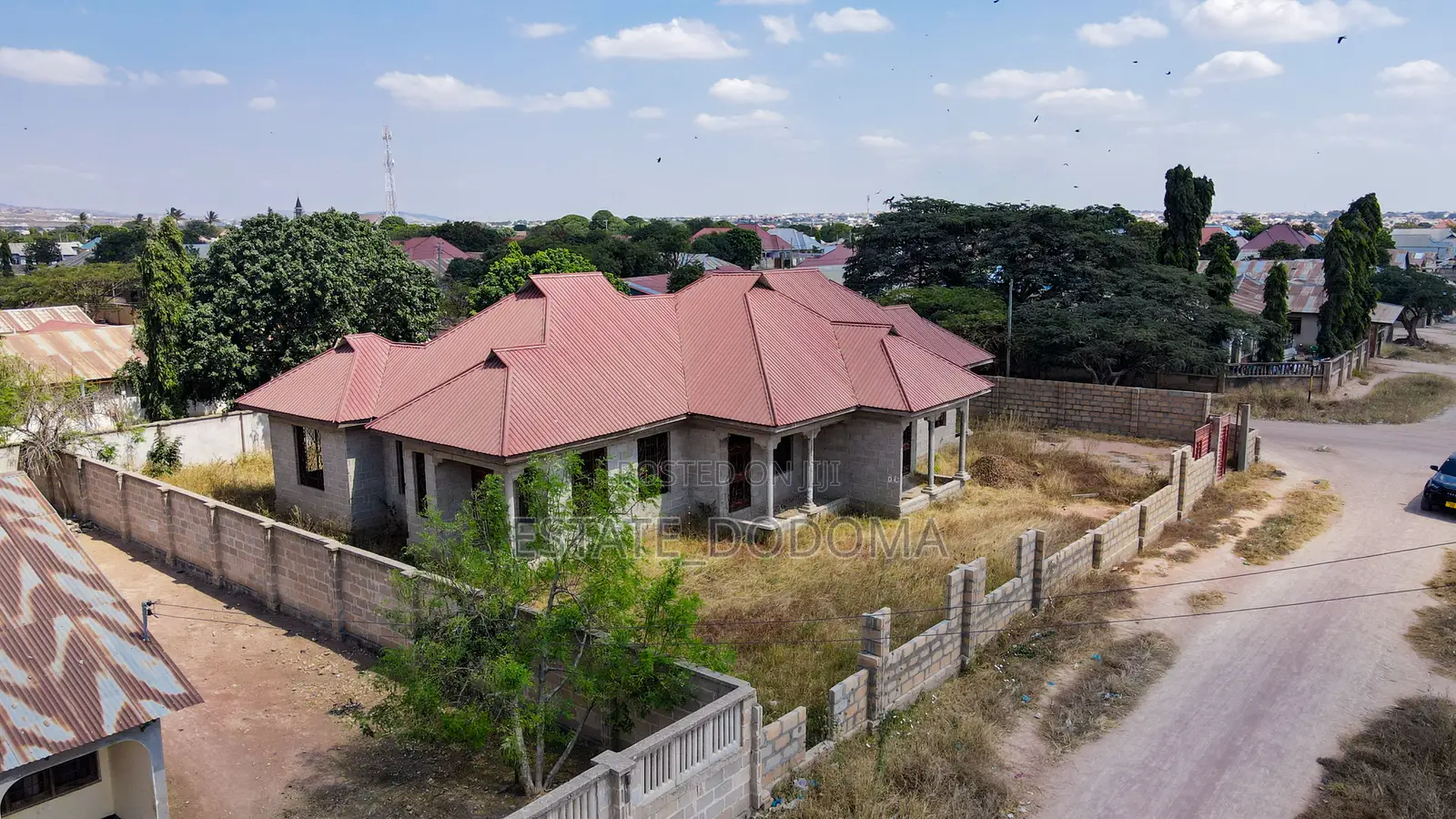 6bdrm Duplex in Nkuhungu Dodoma for sale