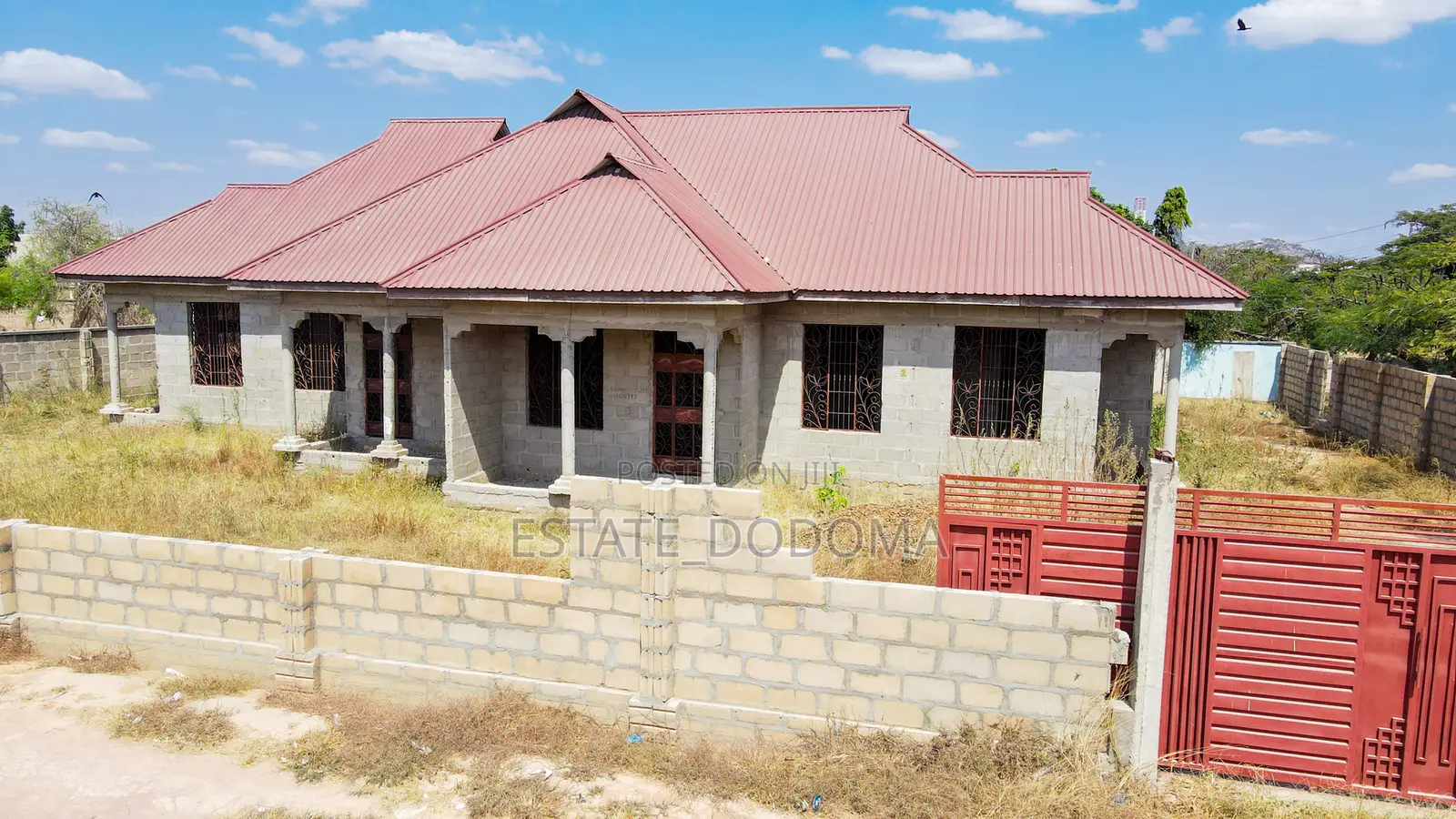 6bdrm Duplex in Nkuhungu Dodoma for sale