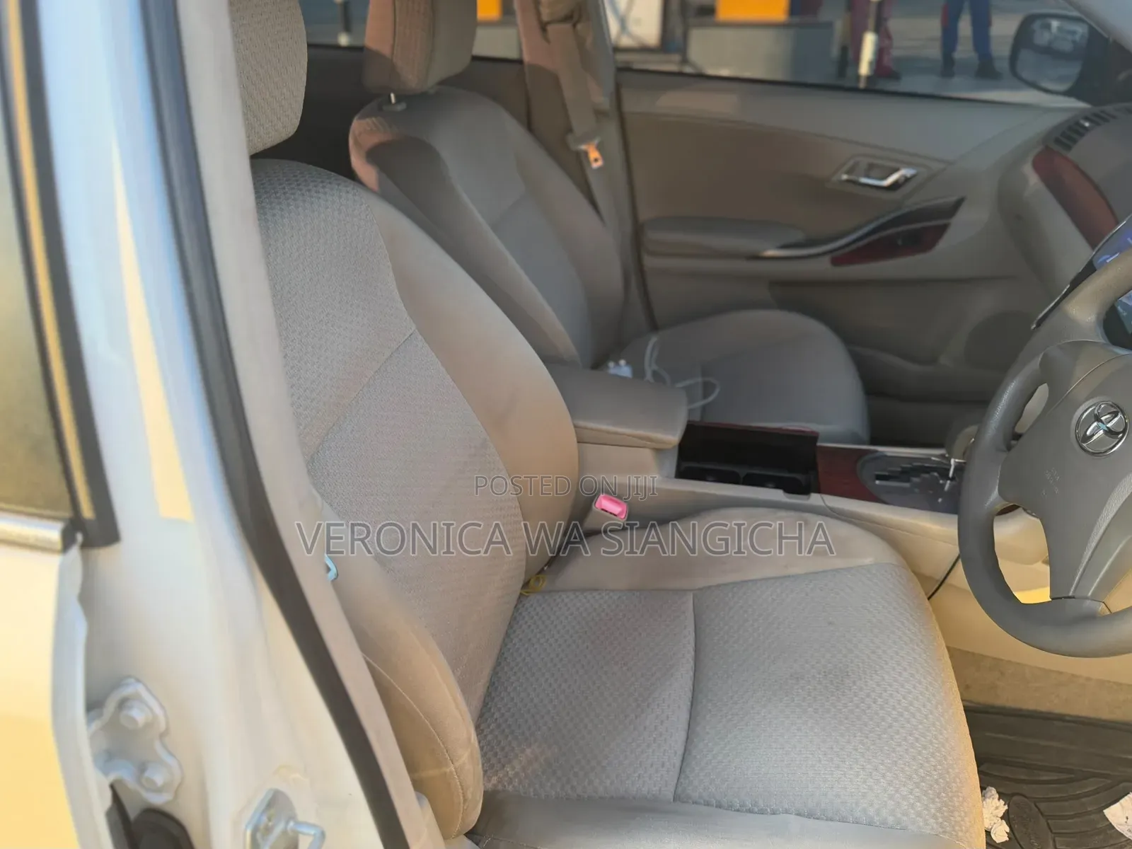 Toyota Premio 2009 White