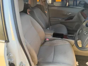 Toyota Premio 2009 White