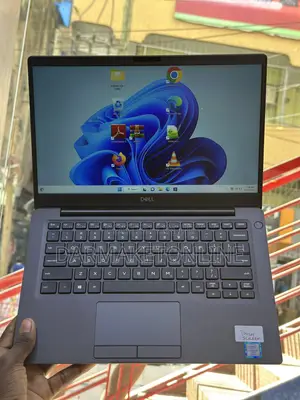 Laptop Dell Latitude 7300 8GB Intel Core i5 SSD 256GB