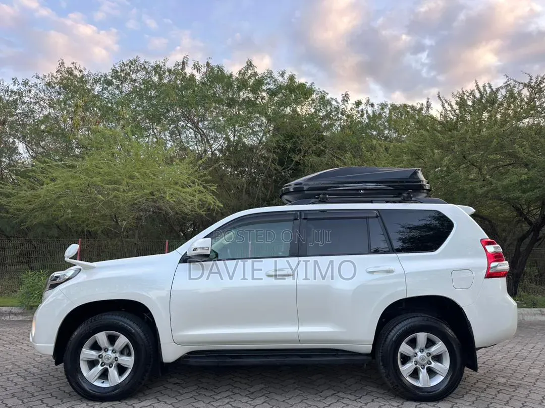 Toyota Land Cruiser Prado 2016 Pearl
