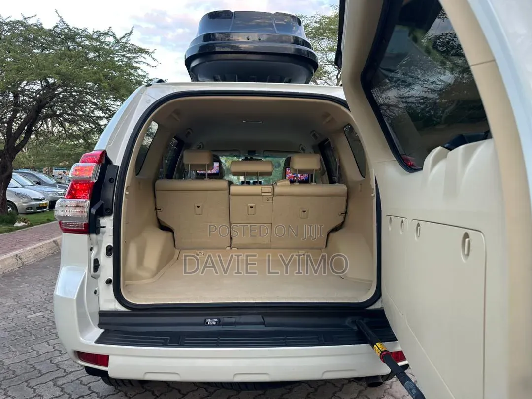 Toyota Land Cruiser Prado 2016 Pearl