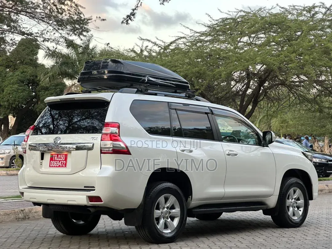 Toyota Land Cruiser Prado 2016 Pearl