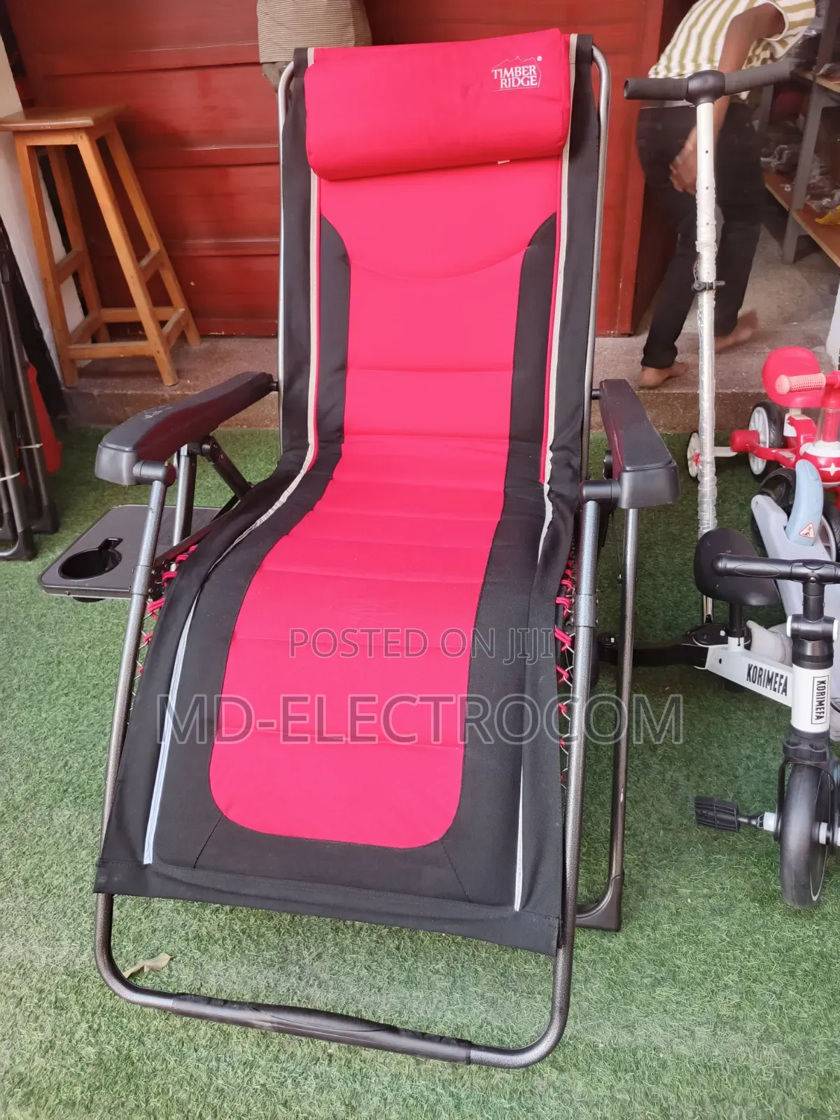 Zero Gravity Recliner Chair ( Lazy Chair )