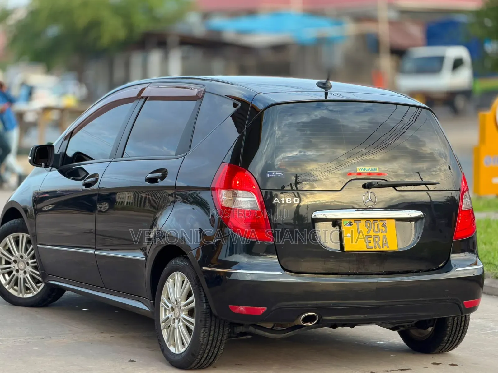 Mercedes-Benz A-Class 2011 Black