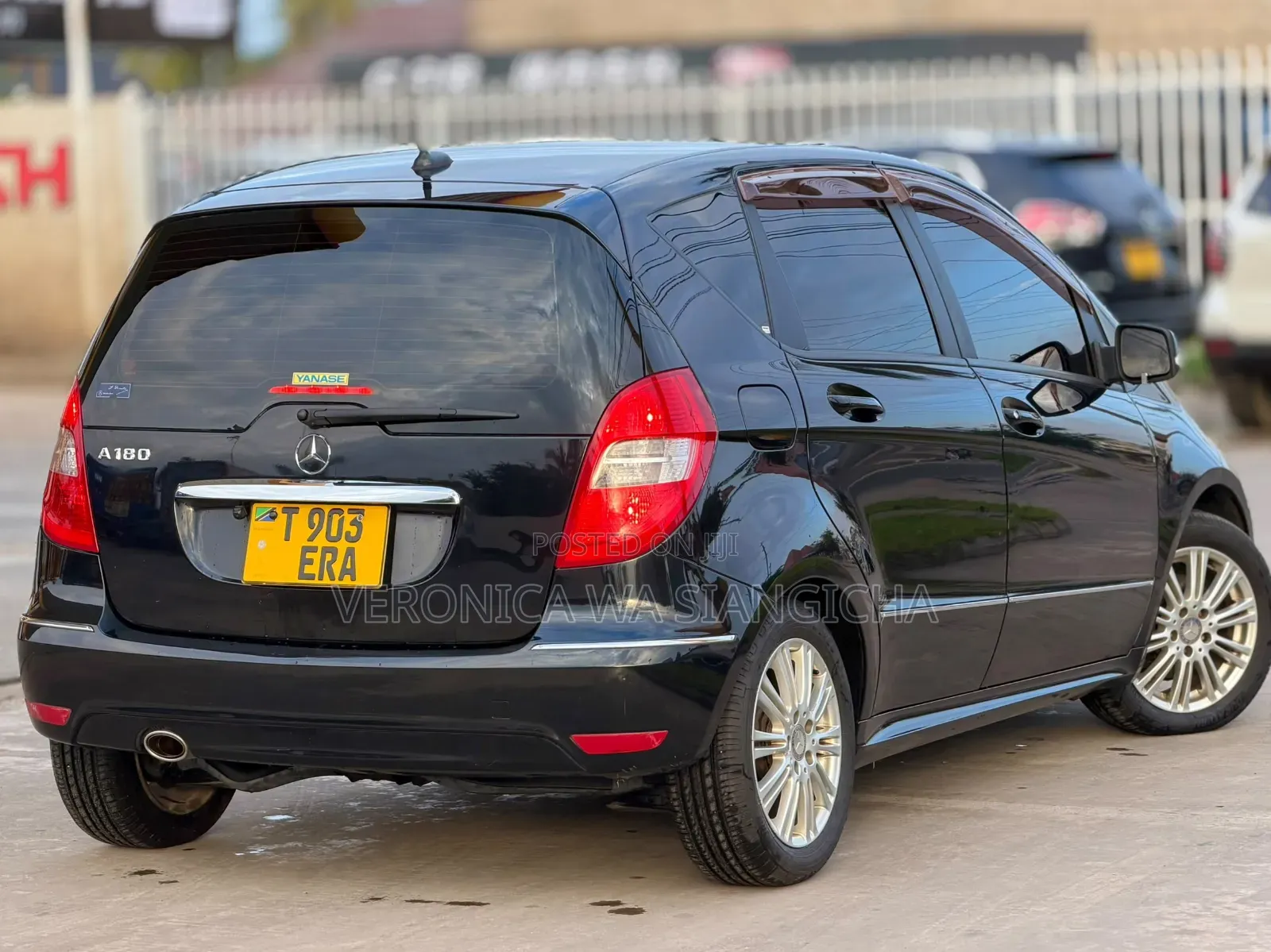 Mercedes-Benz A-Class 2011 Black