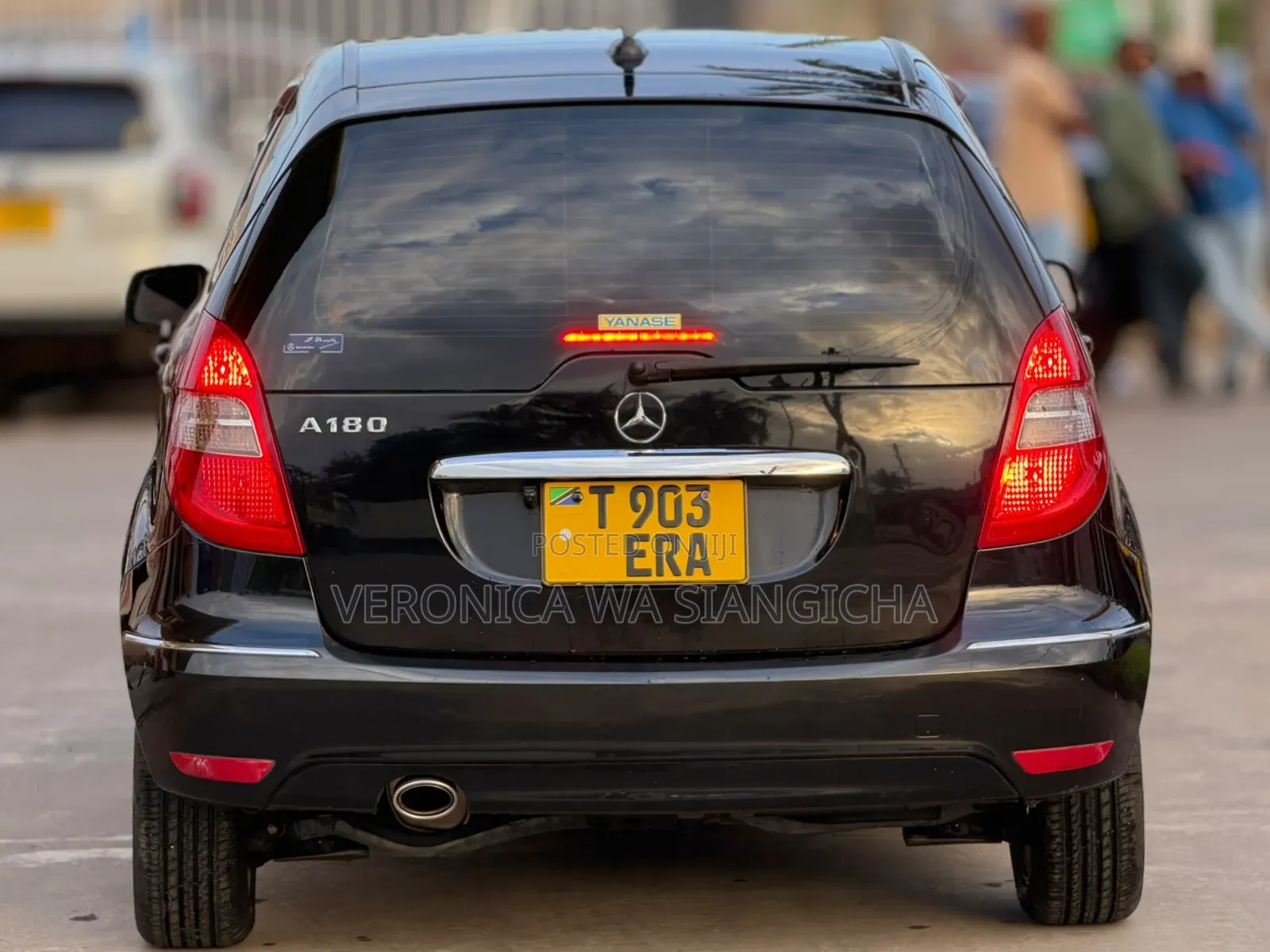 Mercedes-Benz A-Class 2011 Black