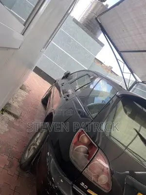 Toyota Harrier 3.0 V6 1999 Black