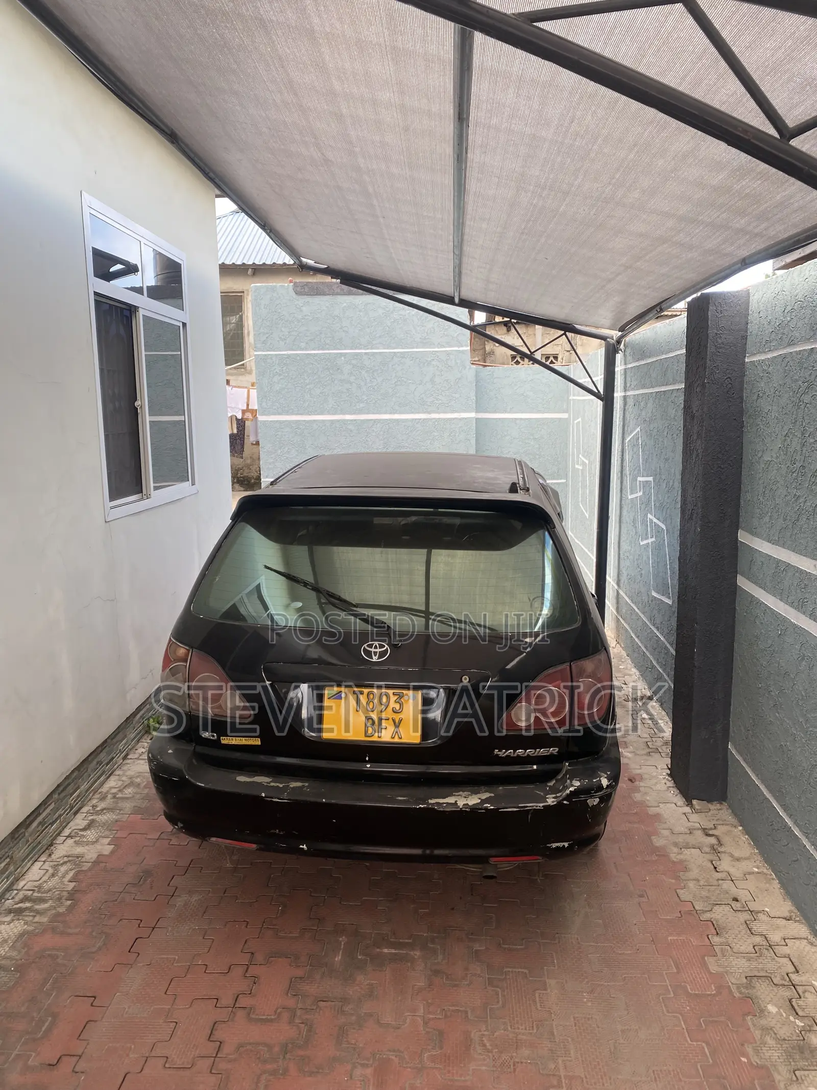 Toyota Harrier 3.0 V6 1999 Black