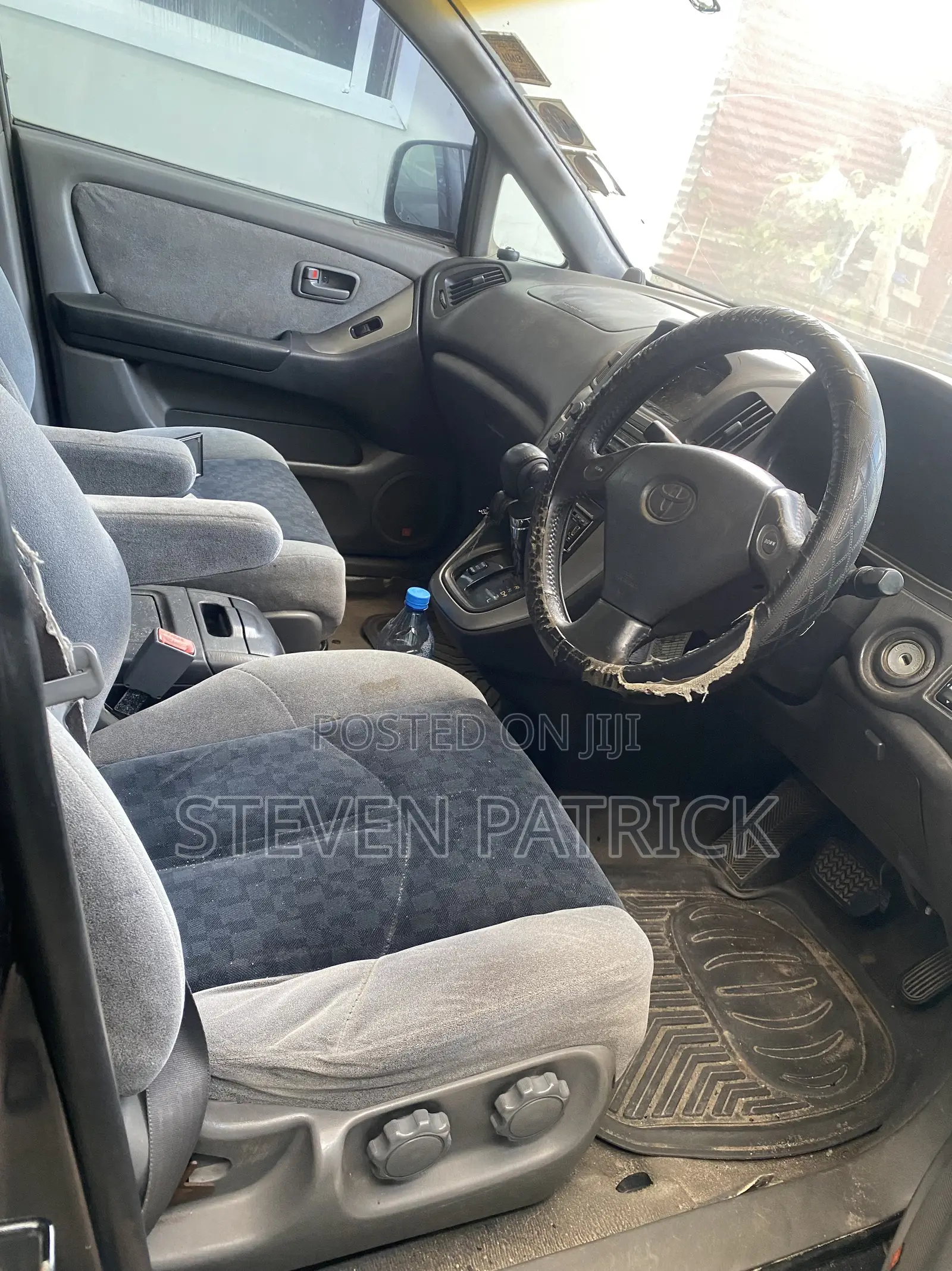Toyota Harrier 3.0 V6 1999 Black