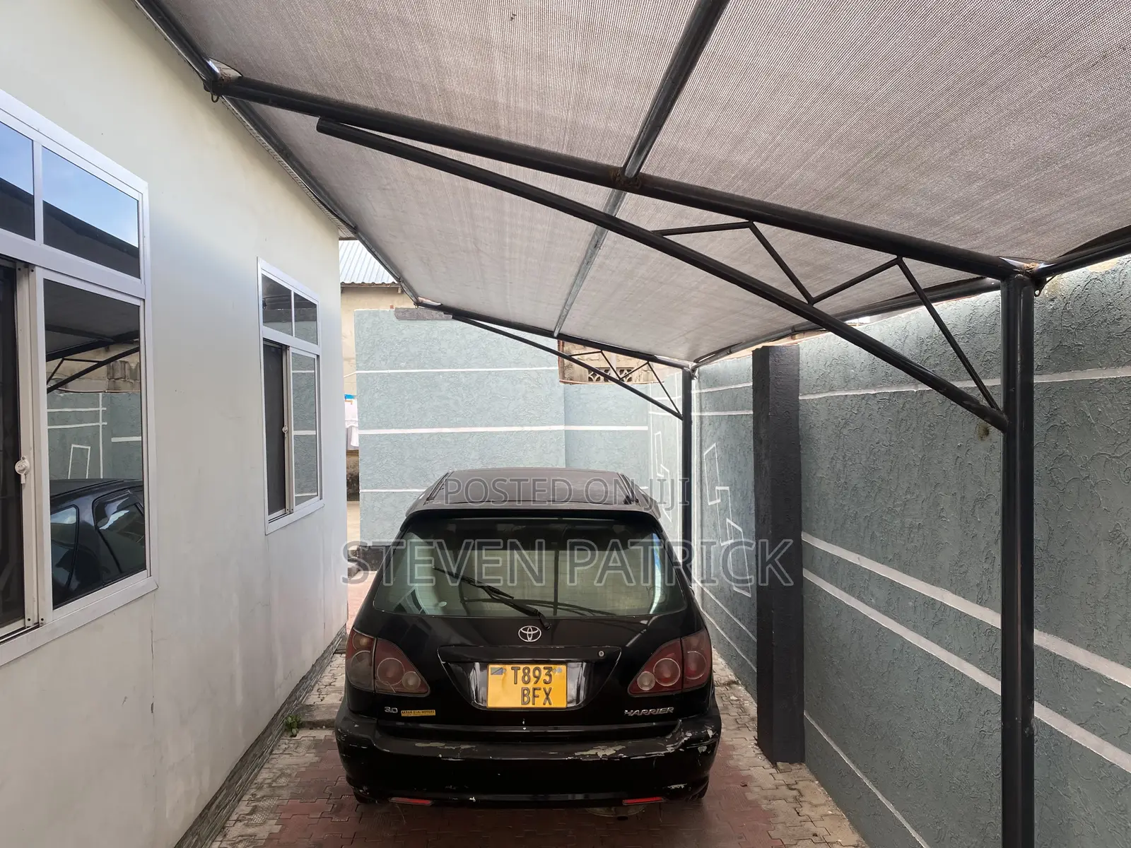 Toyota Harrier 3.0 V6 1999 Black