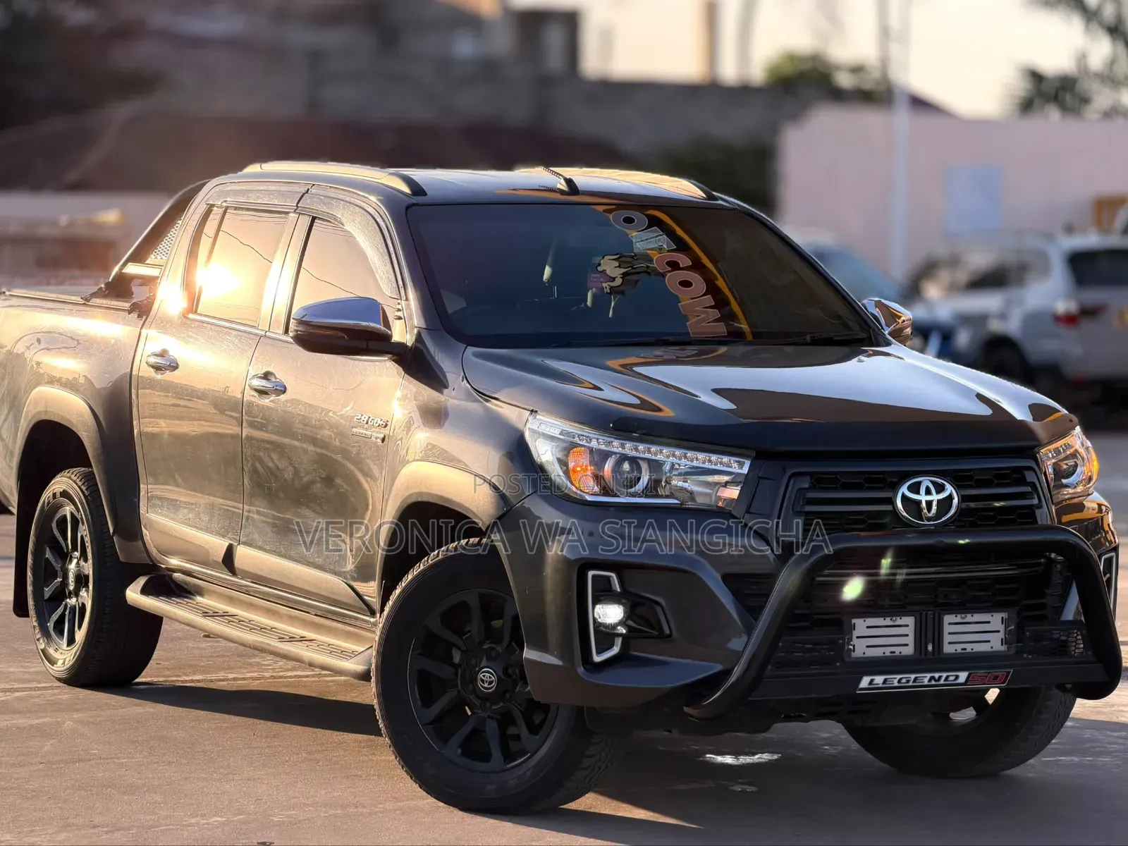 Toyota Hilux 2019 Gray