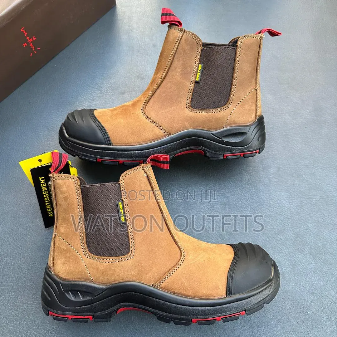 Safety Shoes Or Footwears Or Boots Classically Smart
