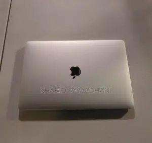 Laptop Apple MacBook Pro 2020 8GB Intel Core i5 SSD 256GB