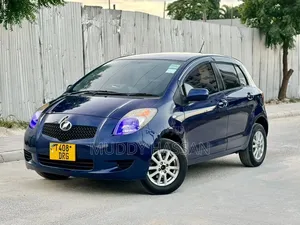 Toyota Vitz 2005 Blue