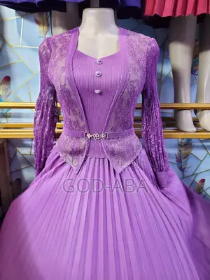 Queens  Dresses 
