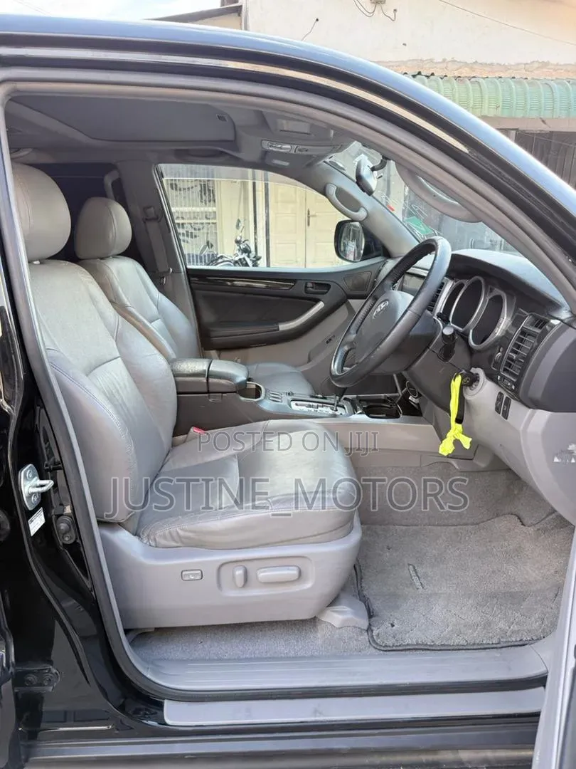 Toyota Hilux Surf 2007 Black