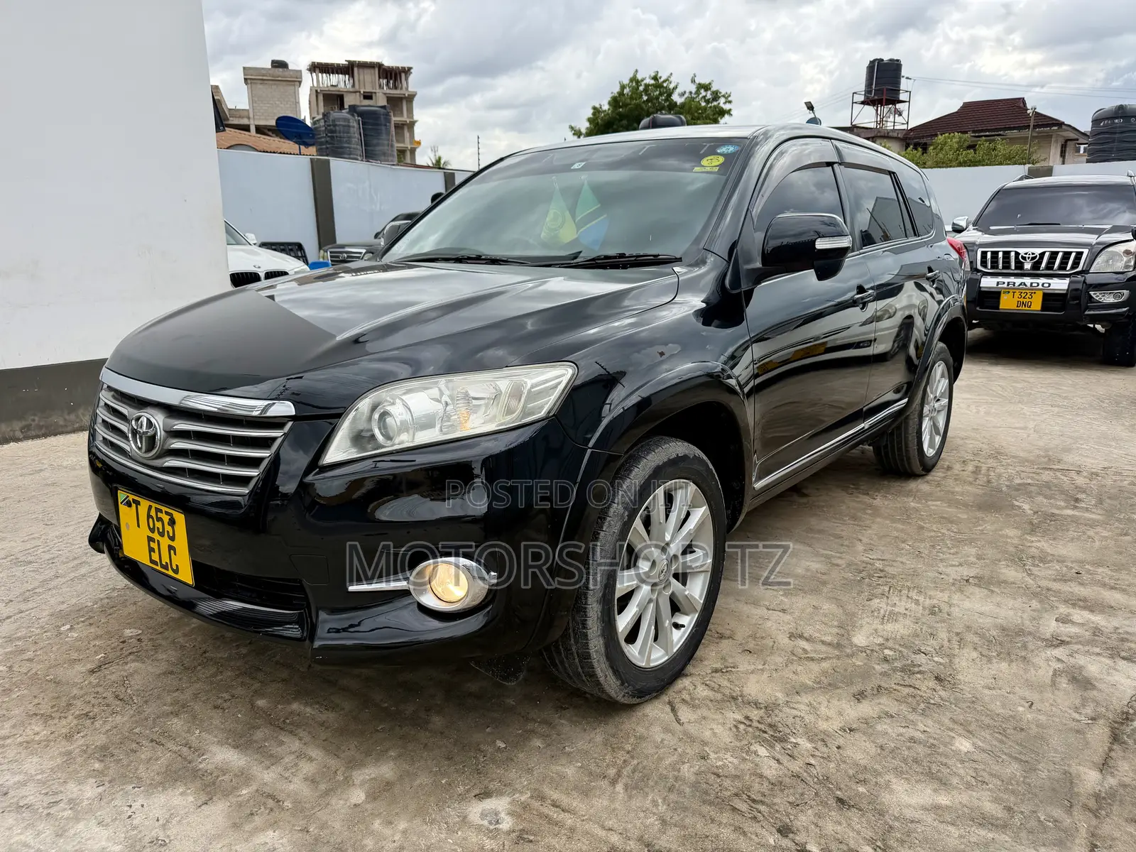 Toyota Vanguard 2011 Black