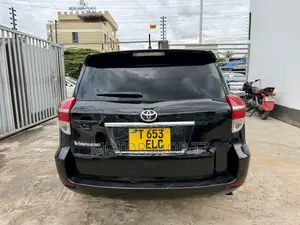 Toyota Vanguard 2011 Black