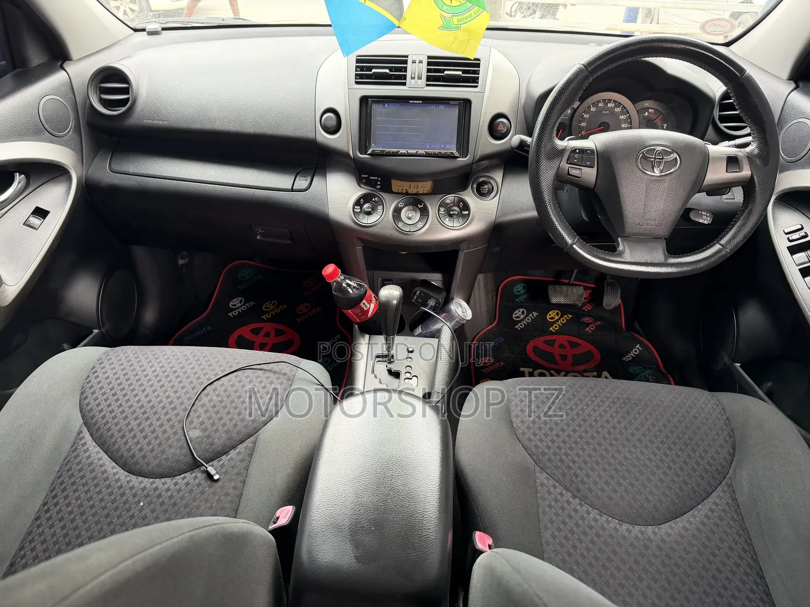 Toyota Vanguard 2011 Black