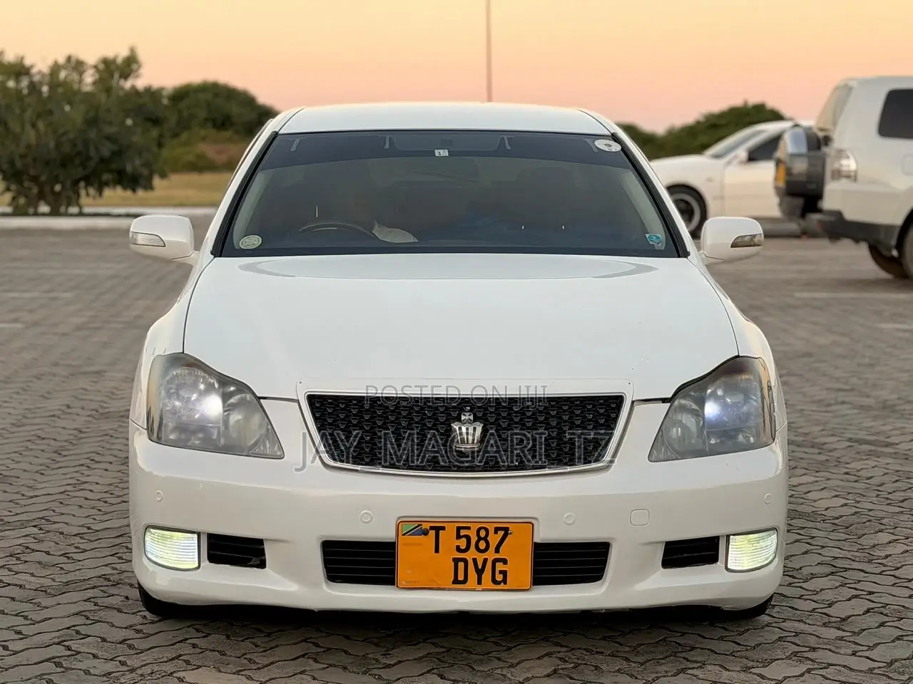 Toyota Crown 2007 White