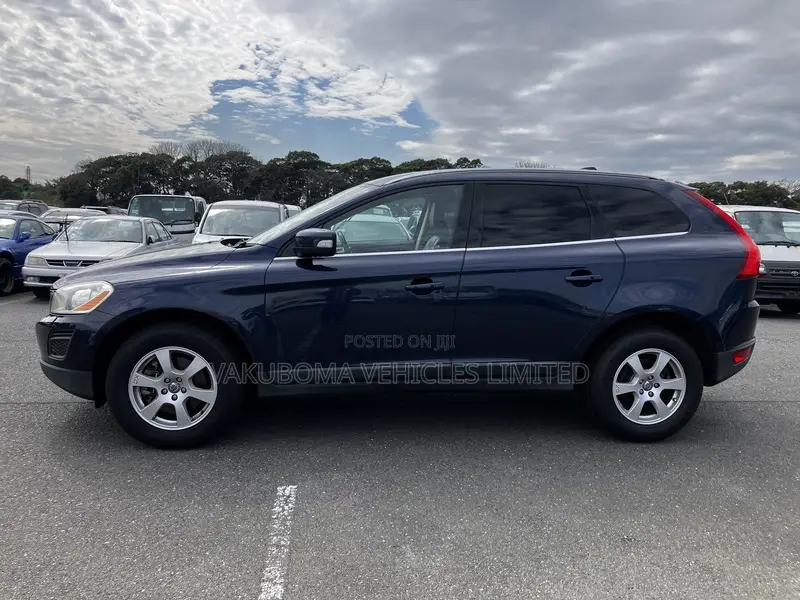 Volvo XC60 2012 Blue