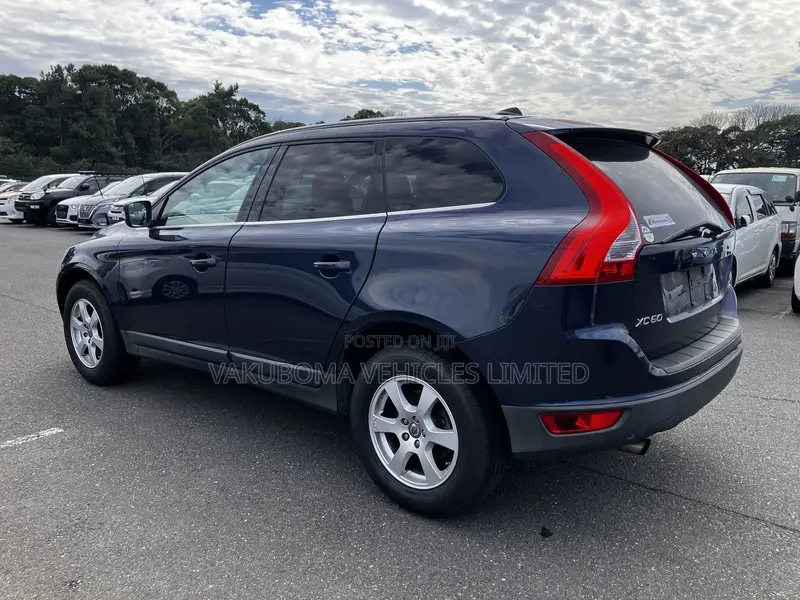 Volvo XC60 2012 Blue