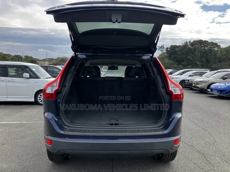 Volvo XC60 2012 Blue