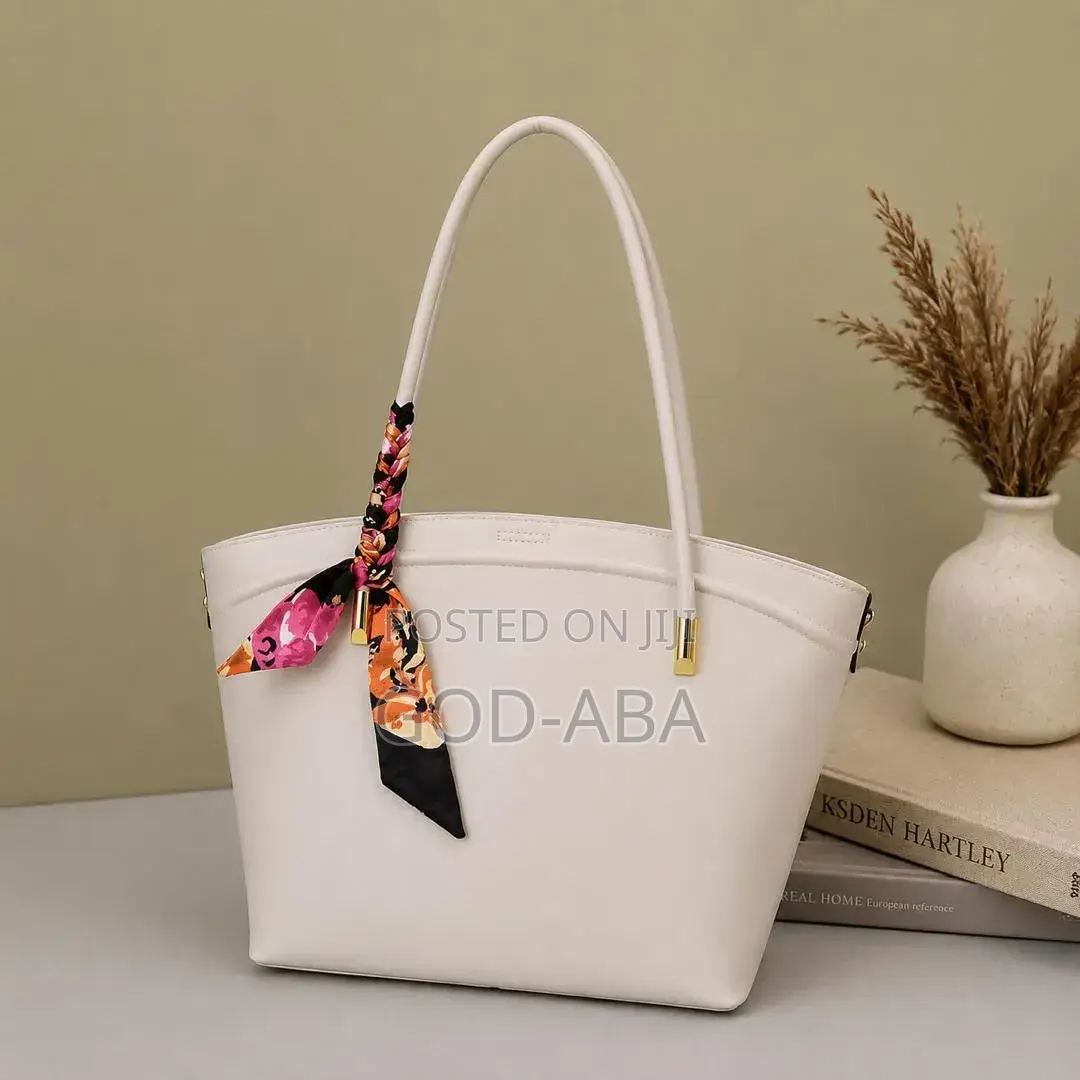 Staff Hand Bags