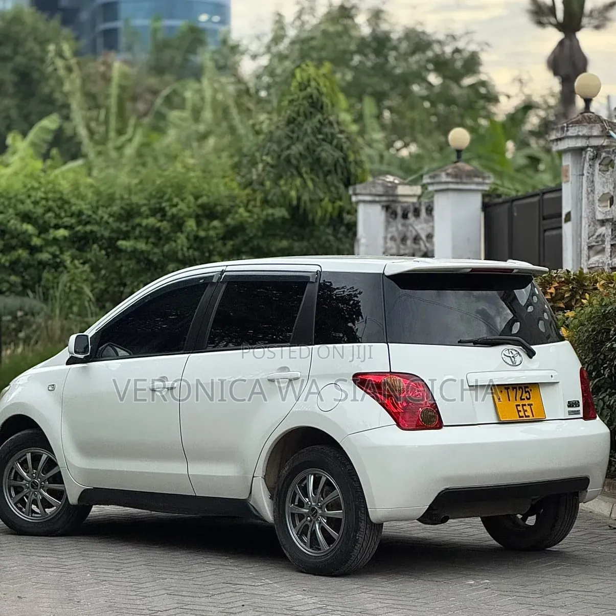 Toyota IST 2004 White
