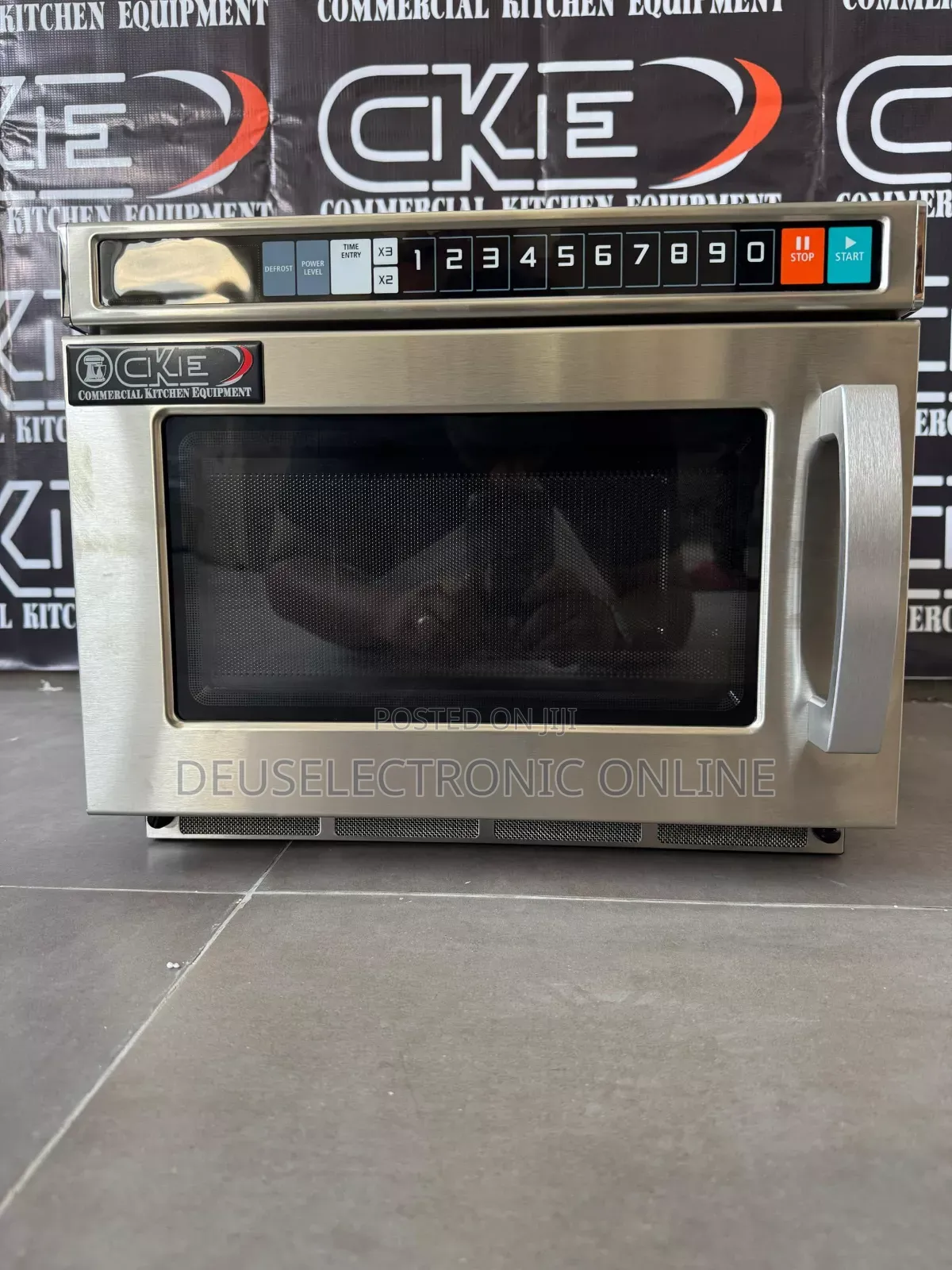 *Commercial Microwave 34l*-