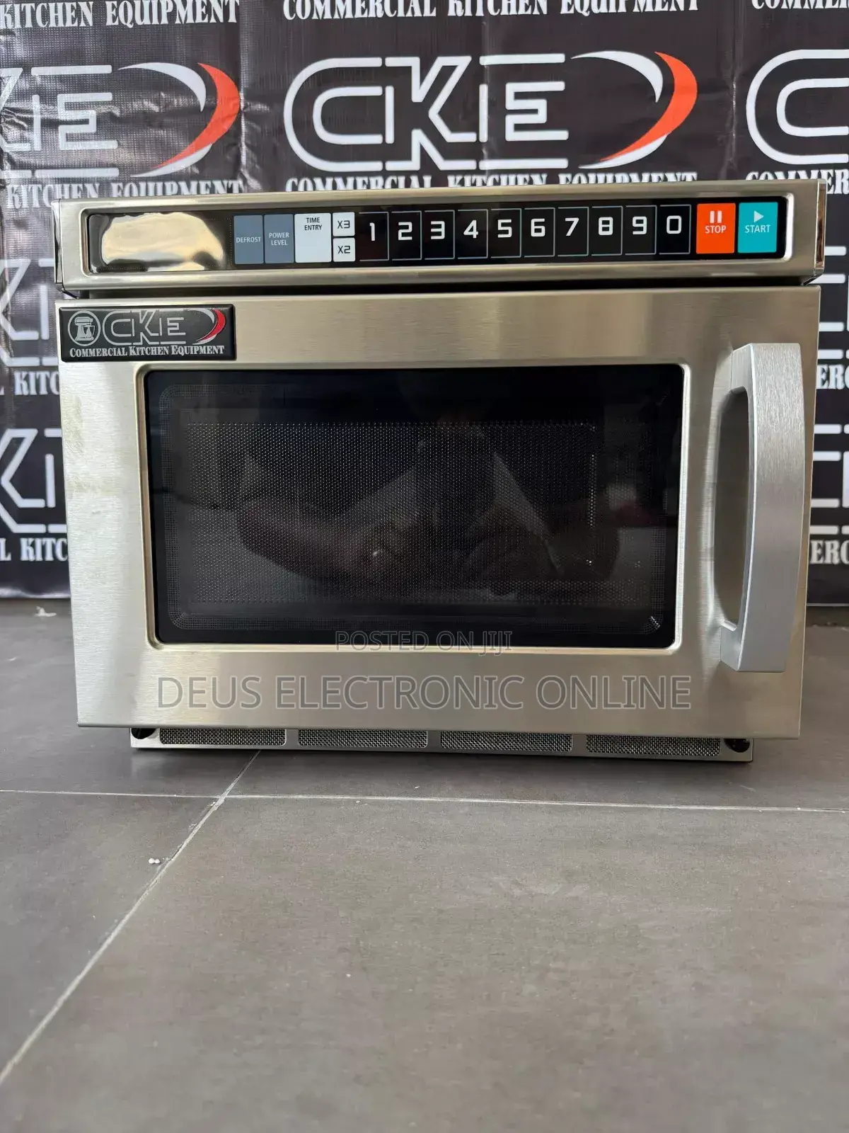 *Commercial Microwave 34l*-