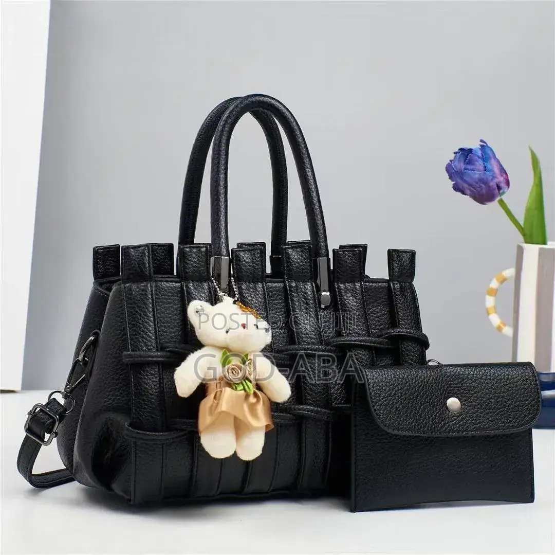 Queens Hand Bags