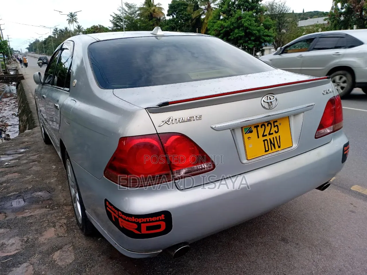 Toyota Crown Royale 2005 Gray