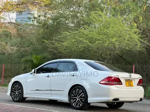 Toyota Crown 2009 Pearl