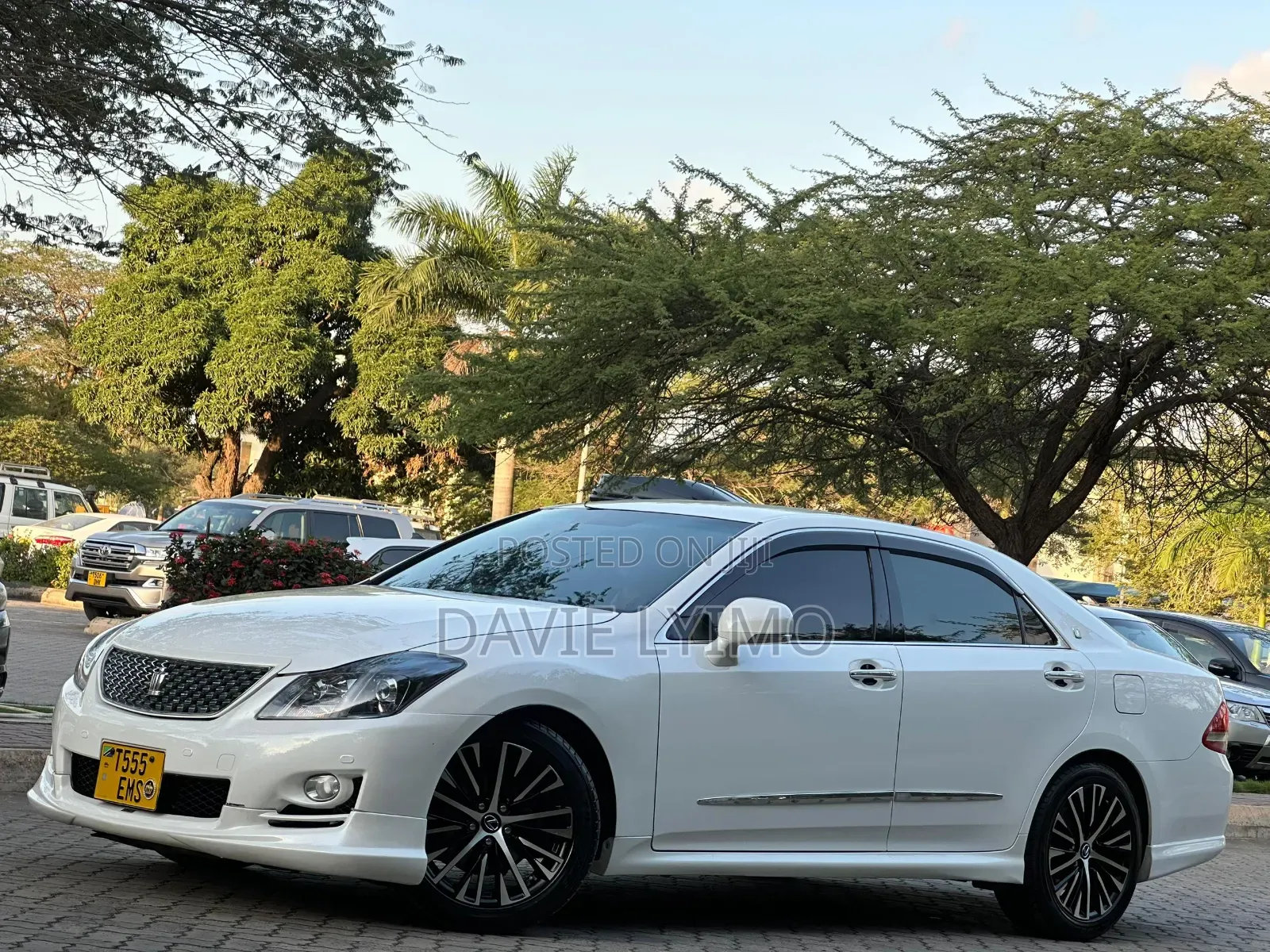 Toyota Crown 2009 Pearl